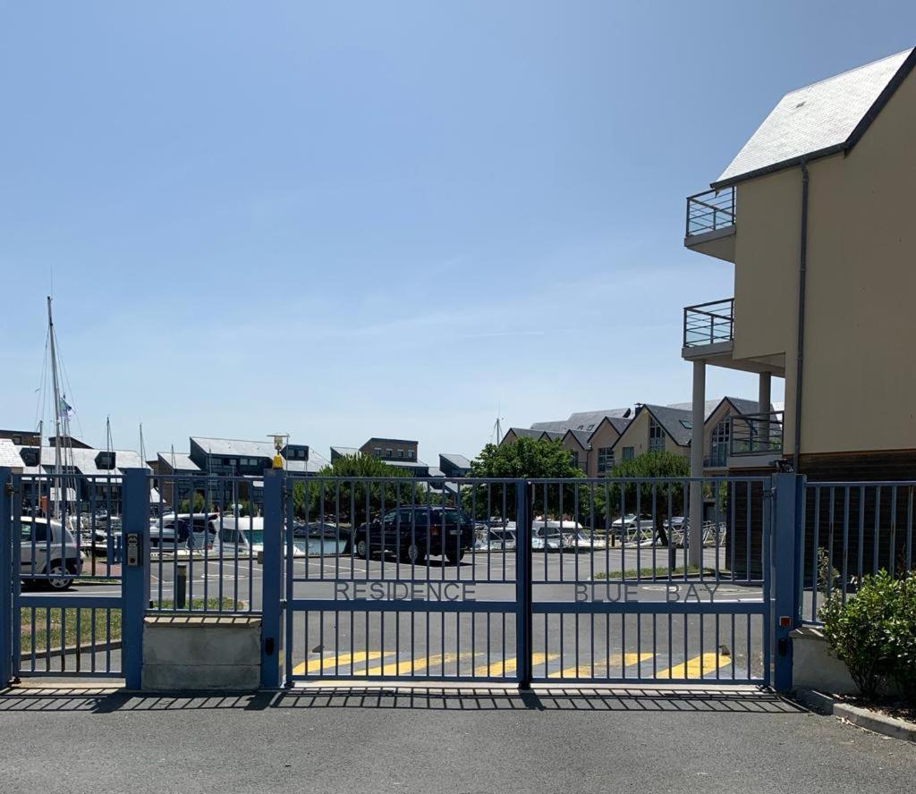 Blue Bay Studio Terrasse 多维尔 外观 照片