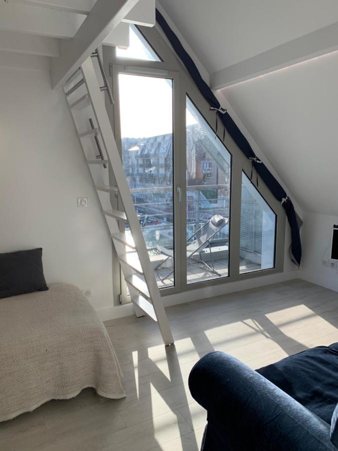 Blue Bay Studio Terrasse 多维尔 外观 照片
